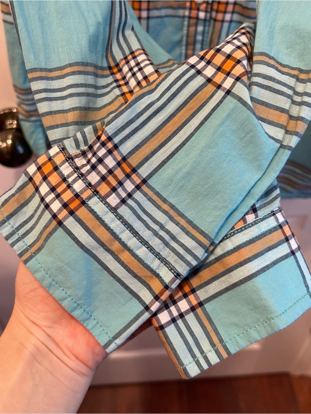 St John's Bay Women's Aqua Plaid Button Front Long Sleeve Shirt Size Large - Picture 2 of 4